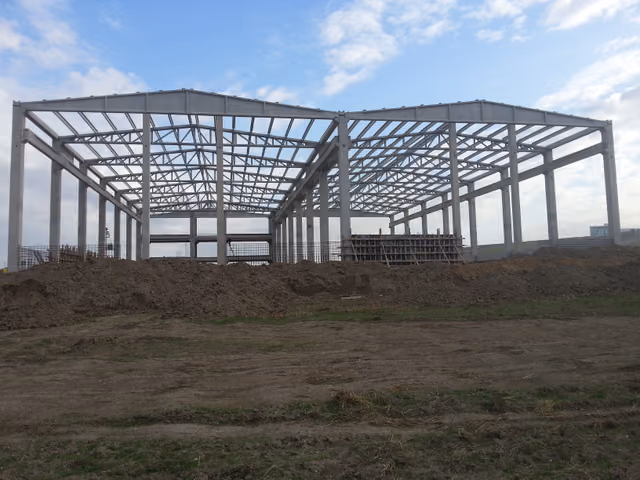 UF-OR Metal: Prefabrik betonarme taşıyıcı sistemin montaj aşaması